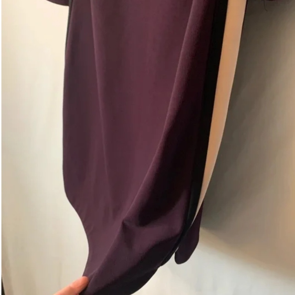 Vince Camuto Work wear Plumb rounded hem dress - Picture 13 of 13